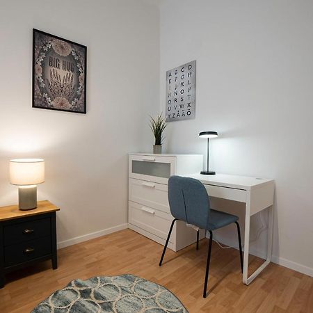 Experience Fresh Comfort In Our Brand-New Apartment In Vienna'S 17Th District Екстер'єр фото