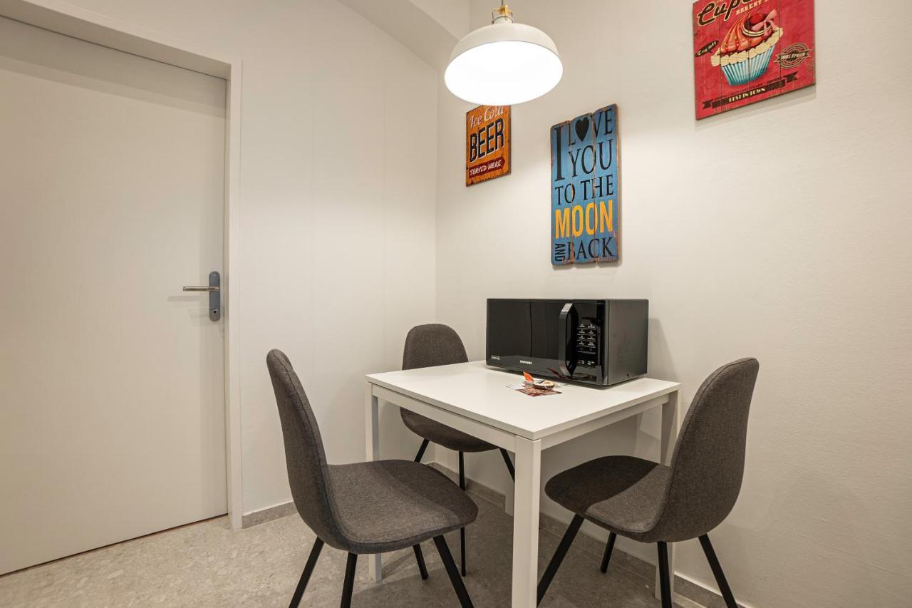 Experience Fresh Comfort In Our Brand-New Apartment In Vienna'S 17Th District Екстер'єр фото